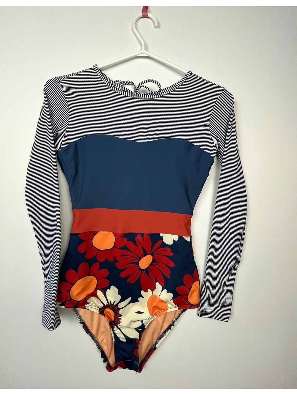 Seea Hermosa Surf Suit Long Sleeve Rashguard One Piece Floral Colorblock Women M